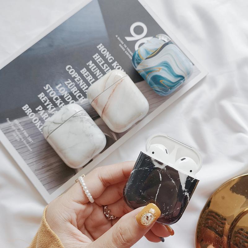 Estuche simple de mármol para AirPods