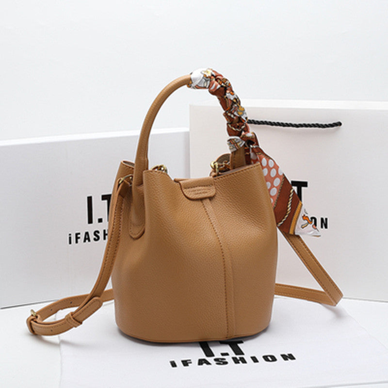 Wholesale Genuine Leather Bucket Bag Handbag Large-Capacity Shoulder Crossbody Bag Bucket Bag