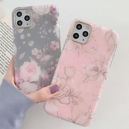 Coque et skin adhésive iPhone rétro fleur rose en silicone souple imprimé floral rose