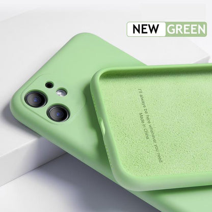 Lujosa funda para iPhone suave monocromática de protección completa de silicona color caramelo